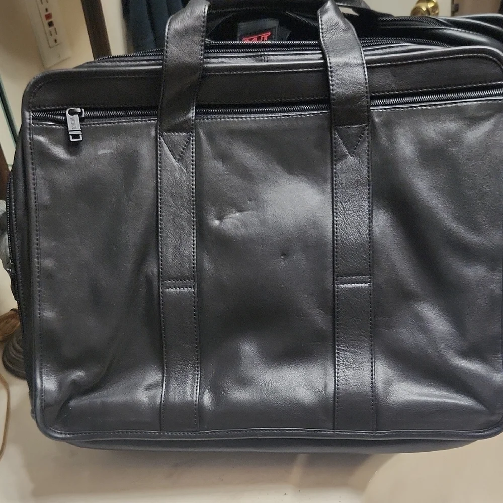 Tumi Black Leather Men's Computer Bag/Brief
